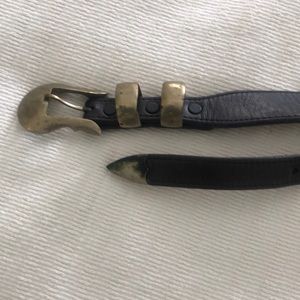 Men’s blk leather belt 34 w silver buckle